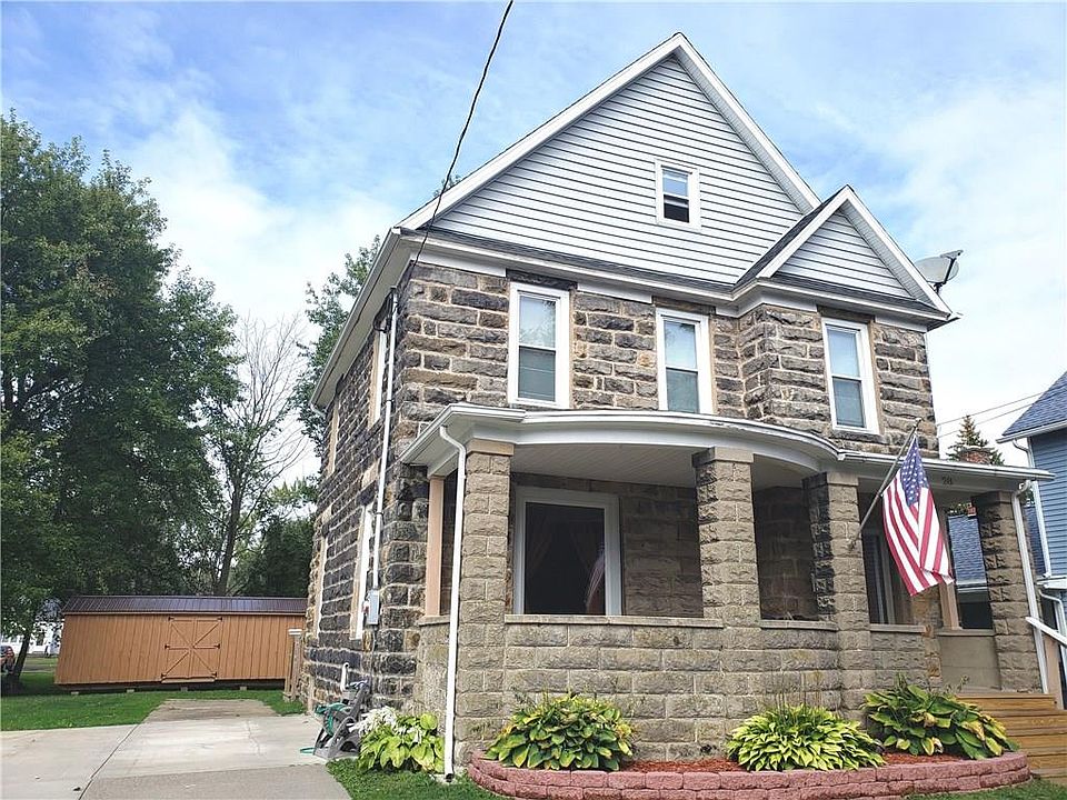 1st image of 28 E Green St