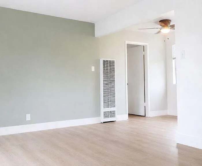 421 West St #8 — Photo 2