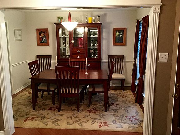 2nd image of 203 Hollander Ct