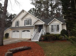 2868 Red Haven Ct, Powder Springs, GA 30127