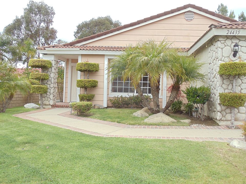 1st image of 24435 Rockbury Dr