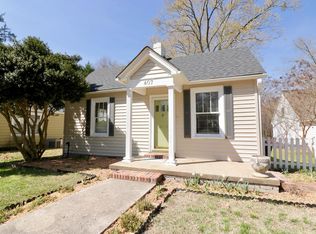 407 Henrietta Ave E, Greenwood, SC 29649