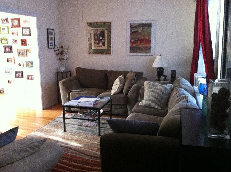 1st image of 5204 N Leavitt St #2