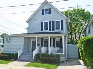 12 Waverly Pl, Rockville Centre, NY 11570