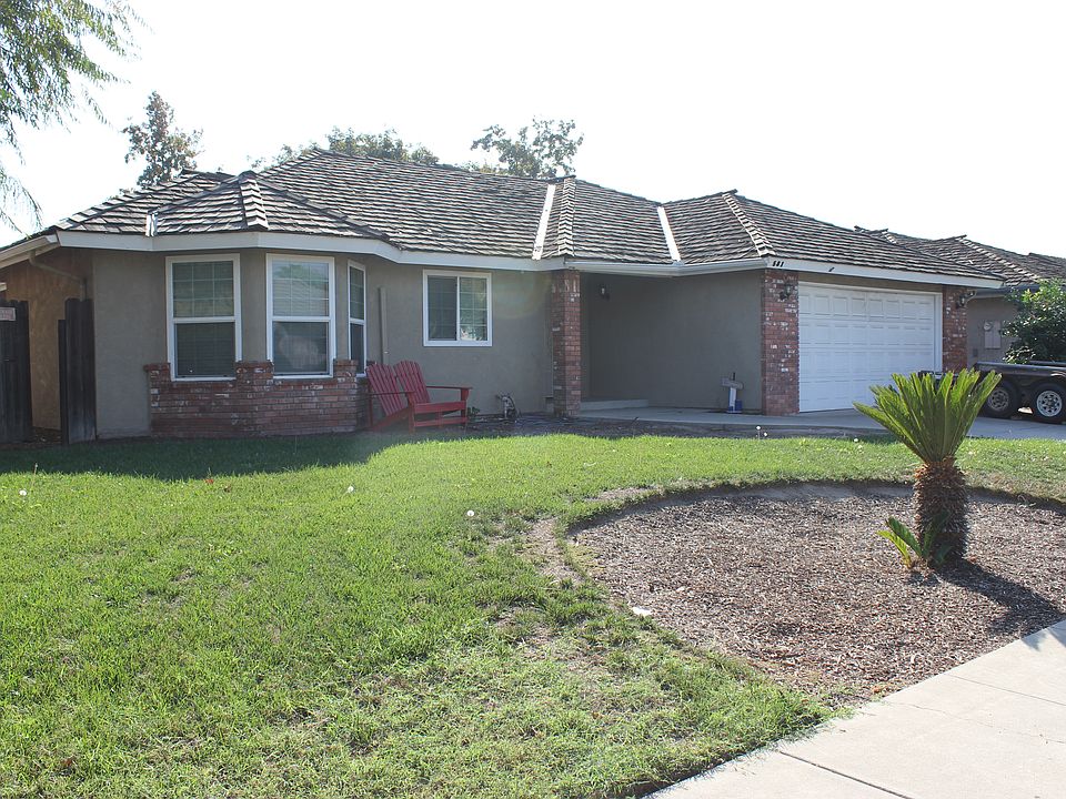 1st image of 581 E Fargo Ave
