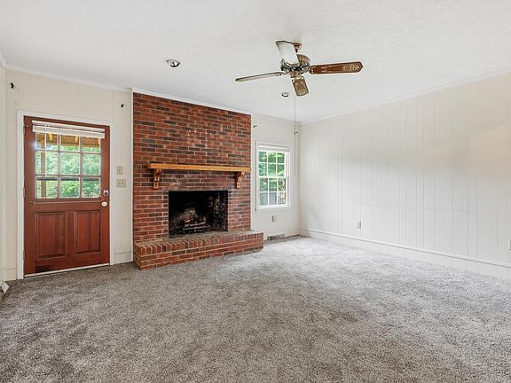 4th image of 102 Fernwood Dr