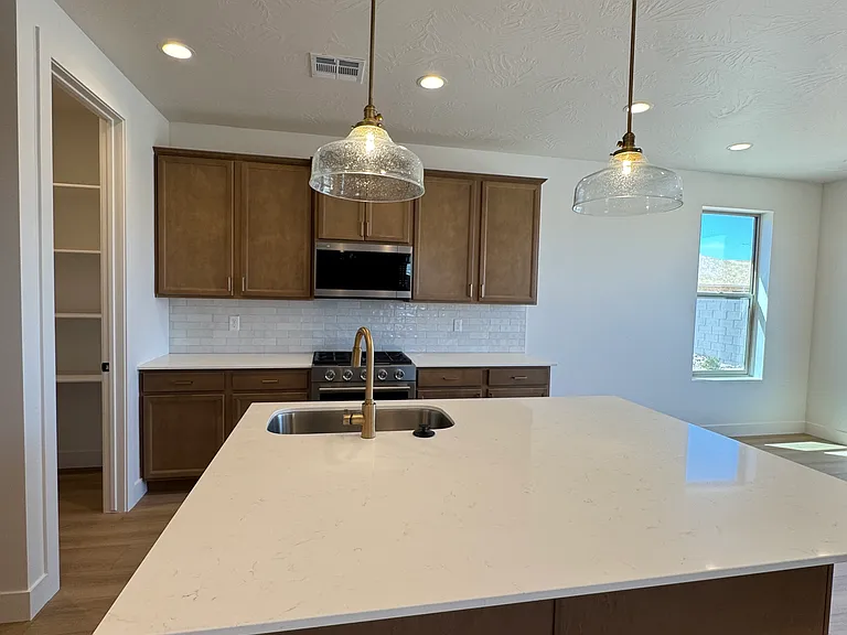 663 S Molveno Trl — Photo 11