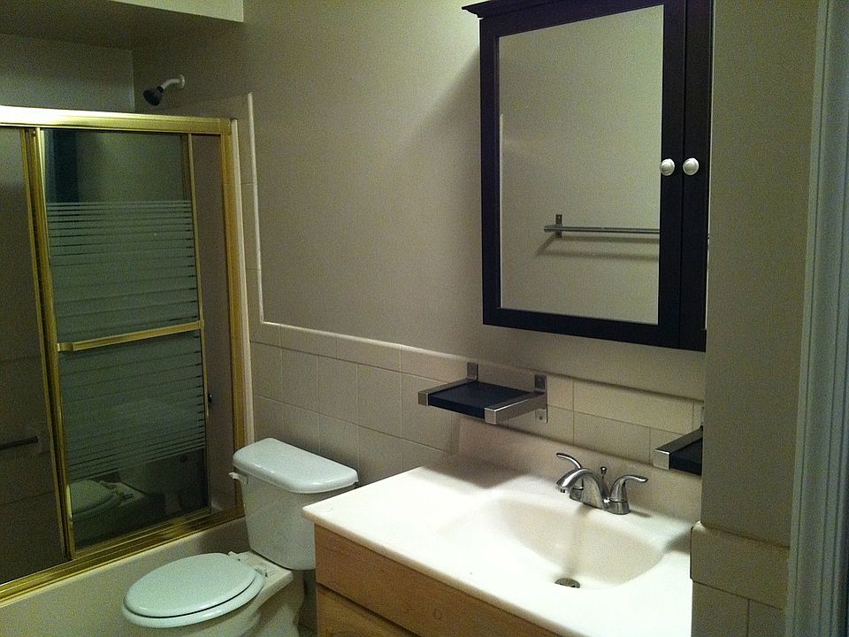 1st image of 46A Bradley Ct