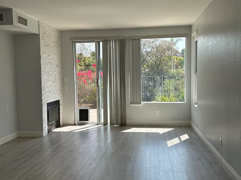 1217 Gonzales Way — Photo 22