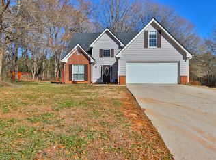 162 Regency Dr, Bethlehem, GA 30620