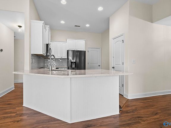 5th image of 6818 Breyerton Way