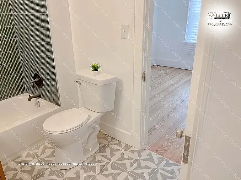 2515 Bagley St — Photo 8