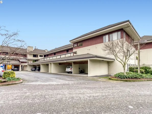 5150 S Landing Dr #302B2, Portland, OR 97239