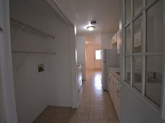 3rd image of 1581 N C #470-unit 5