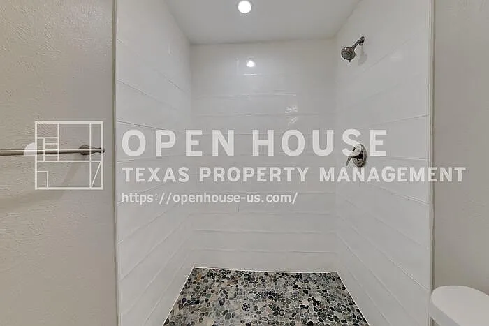 5028 Amhurst Ln — Photo 11