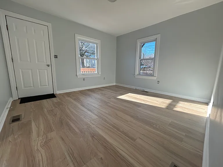 63 Crapo St #1 — Photo 8