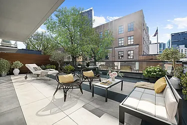 27-09 40th Avenue, #2B