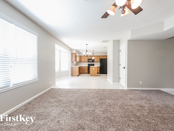 3rd image of 7203 Tresa Dr