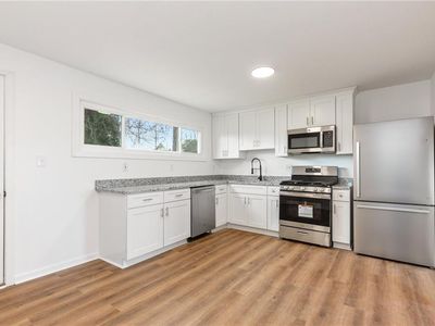 211 Median Cir, Portsmouth, VA, 23701