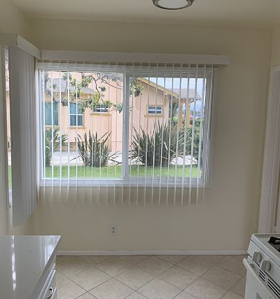 3rd image of 835 Centinela Ave APT 6