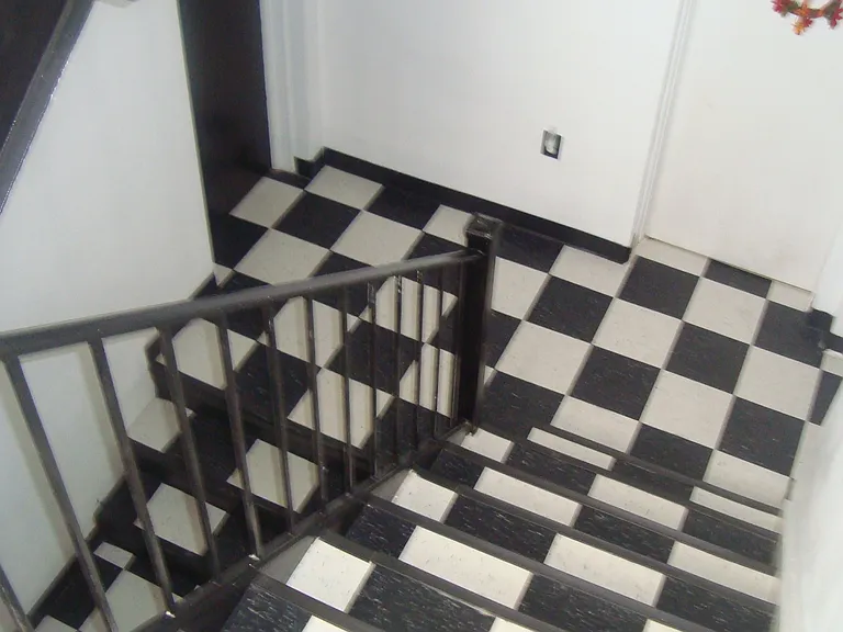 517 N Wilson Ave #201 — Photo 5