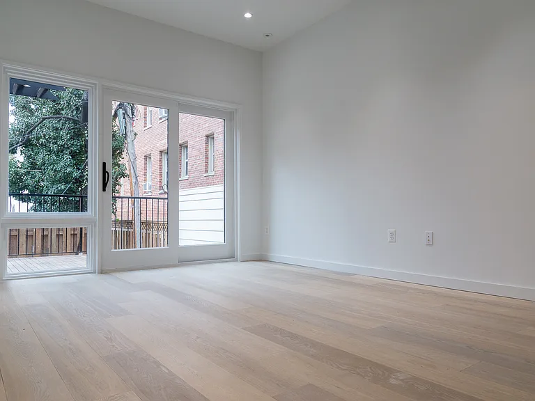 1443 Euclid St NW — Photo 31