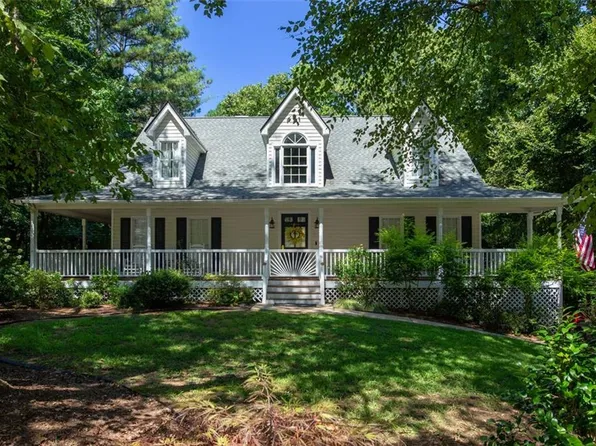 60 Warrenton Dr, Douglasville, GA 30134