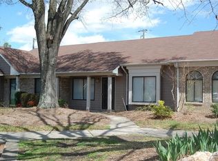 923 Belmont Dr, High Point, NC 27263