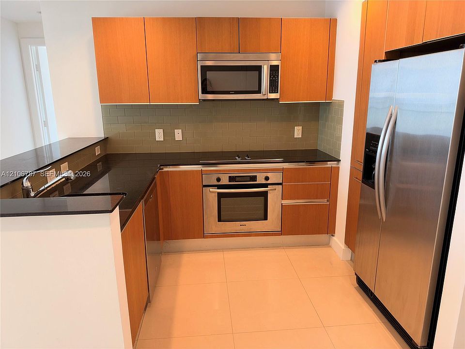 1st image of 1060 Brickell Ave APT 2507