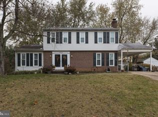 14924 Lampec St, Centreville, VA 20120
