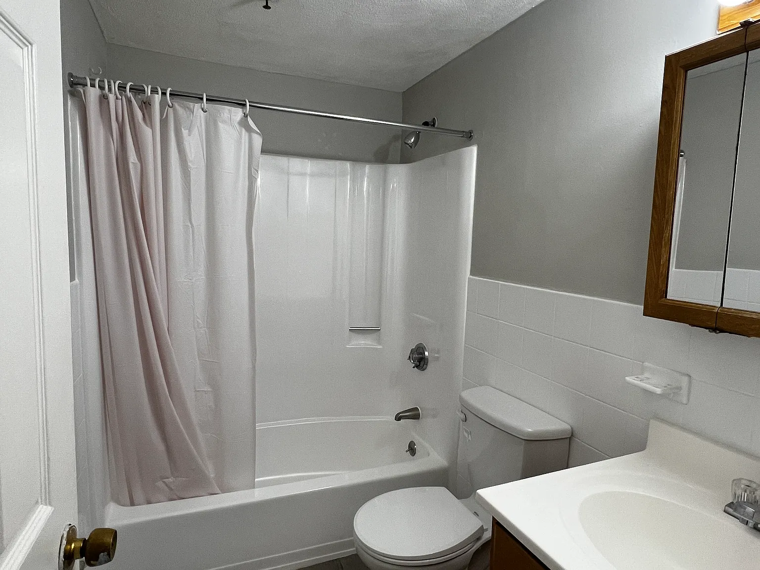 85 Broad Street Apartments — Photo 3