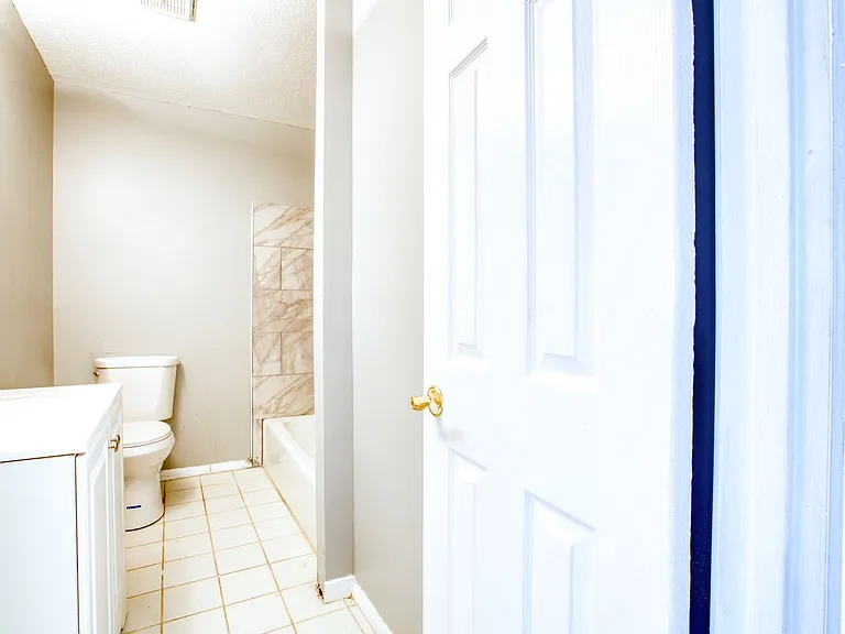 72 Caesar Dr — Photo 14