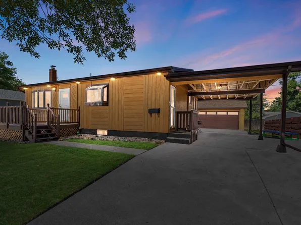 710 Wayside Dr, Rapid City, SD 57702