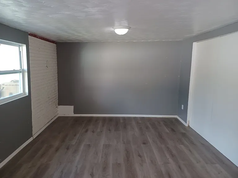 8305 McDaniel Dr — Photo 10