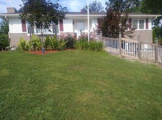 145 N Lake Shore Dr, Decatur, IL 62521