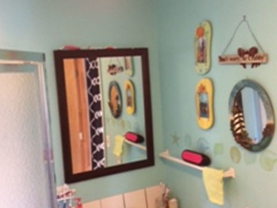 2nd image of 829 Hemlock St
