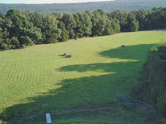 3rd image of 2962 Low Gap Rd