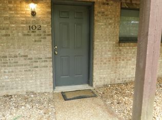 102 Eagle Crk, Collinsville, IL