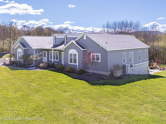 3rd image of 1123 Mc Murdy Hill Road