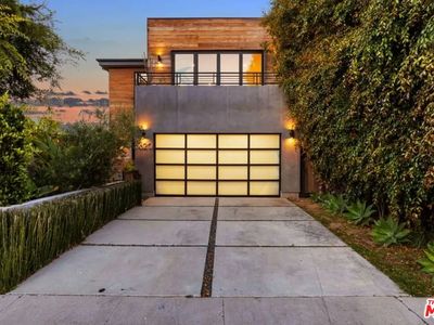 3620 Greenwood Ave, Los Angeles, CA, 90066
