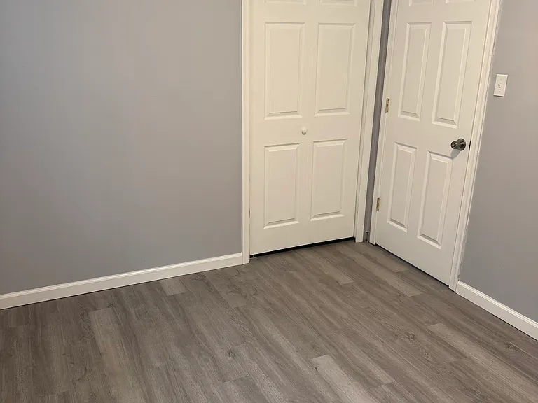 114 S Meadow Dr — Photo 12