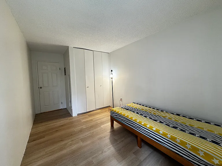 2008 Fullerton Ave #404 — Photo 13