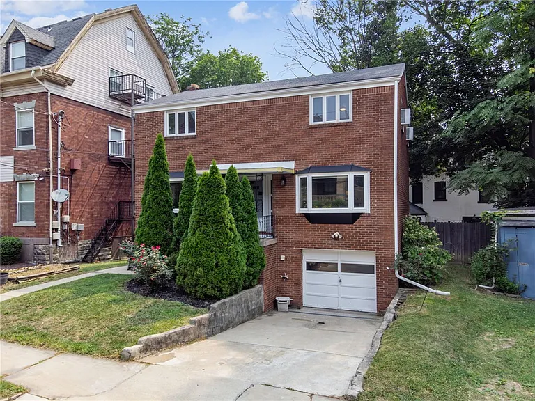 307 Roup Ave — Photo 2