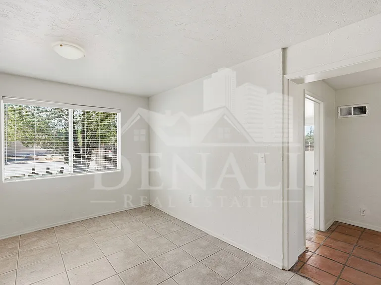 3801 N 4th Ave — Photo 6