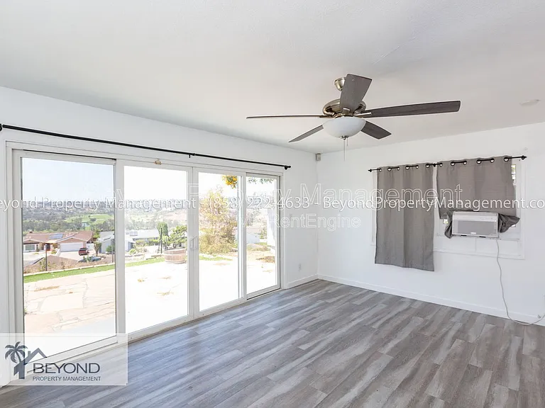 5207 Irwin Ave — Photo 7