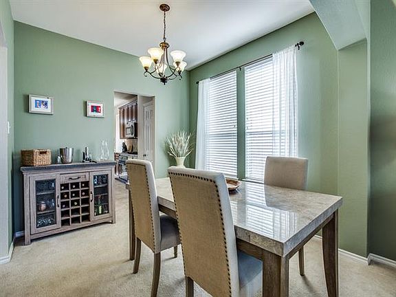 5th image of 4901 Galley Cir