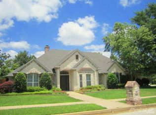 2013 Holly Hill Dr, Tyler, TX 75703