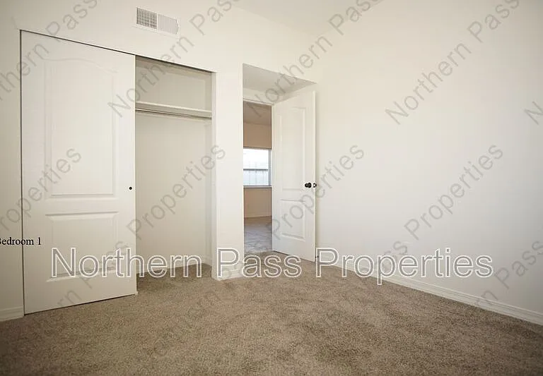 14380 Tobe Davis — Photo 11