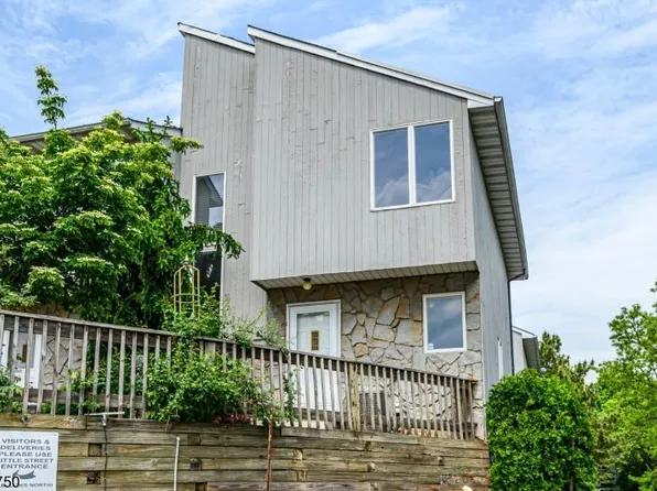 6 Essex St, Belleville, NJ 07109