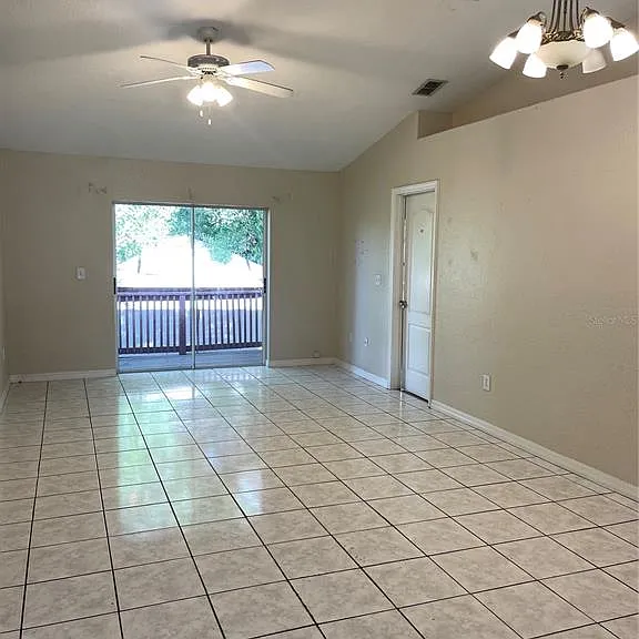 5912 Mohr Loop — Photo 2